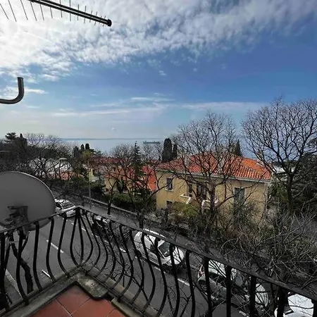 Apartment Alessio - Sea View Rijeka Exterior photo